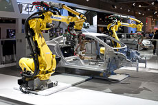 Роботы промышленной сборки на стенде Hyundai