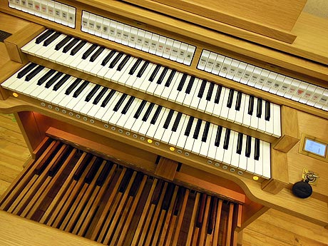 klaviatura-organa.jpg