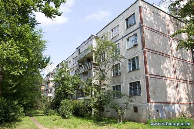 коллонтай д 32 к. Ii-18-01/08мик,09мик. 2. дом п 32. двенадцатиэтажный панельный дом.