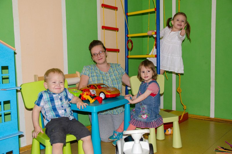 Детский сад семья видео. Семейные детские сады. Семья и детский сад. Центр семьи в детском саду. Семейный детский сад в Москве.