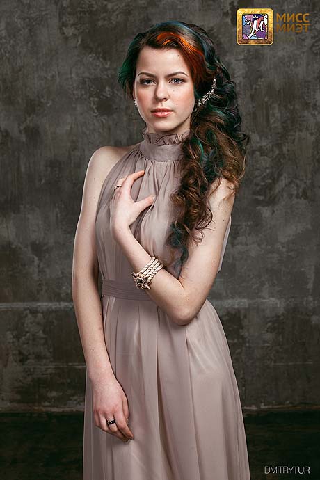 Наталья Попова